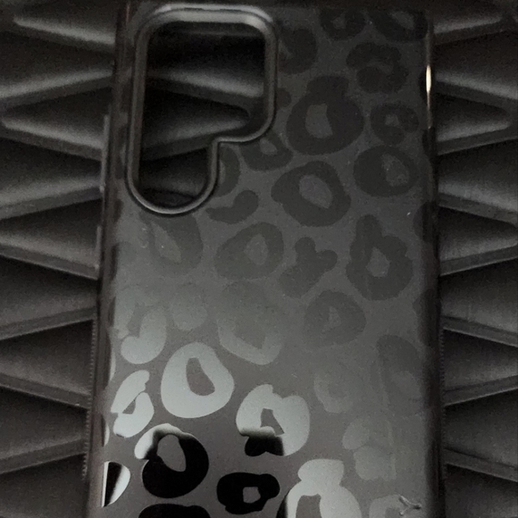Casely S22 Ultra phone case - Picture 1 of 3